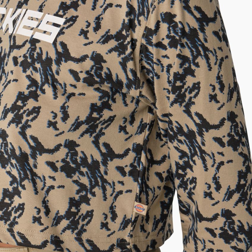 Dickies kvinner camo langermet cropped t-skjorte 4NB6FR2186 klær ørkensand glitch camo (dhd)